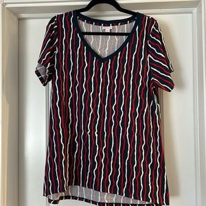 LuLaRoe Christy Tee size Large